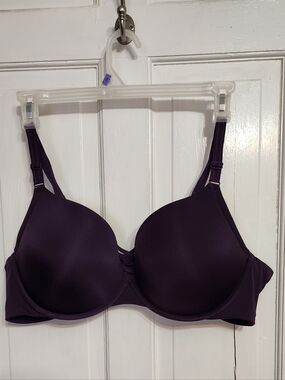 Torrid Curve Size 46D 'XO' 360° Ballet Back Smoothing Push up plunge Bra